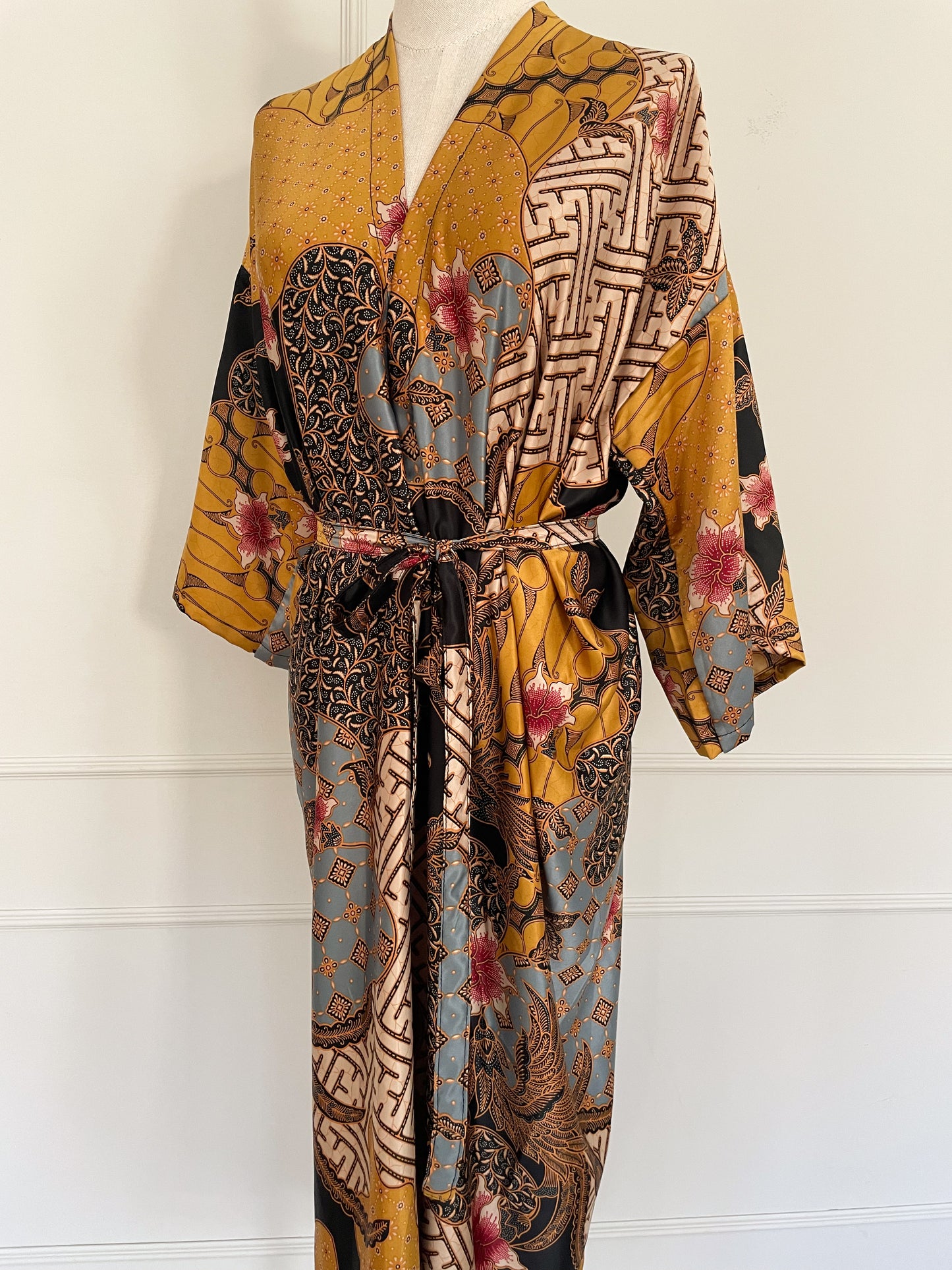 Kimono Golden Koi