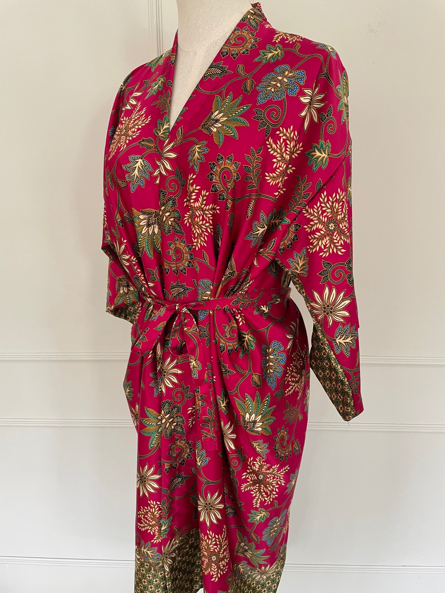 Kimono Fuchsia Flora